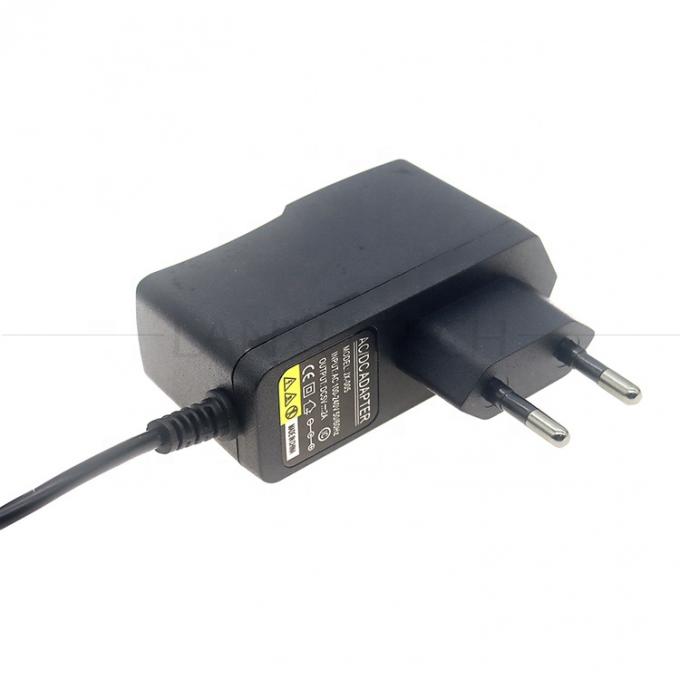 Universale UE US UK AU Collegamento AC a 12v 9v 5v 1A 2A DC 5.5x2.1mm 2.5mm Jack Adaptore di alimentazione 2