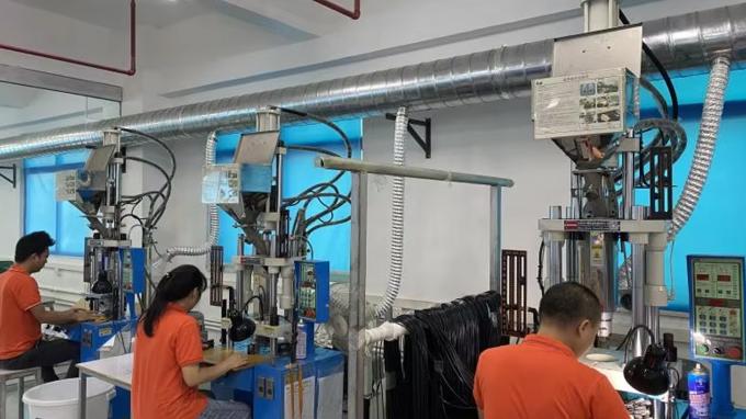 Wuhan Lanxu Technology Co., Ltd. linea di produzione in fabbrica 7