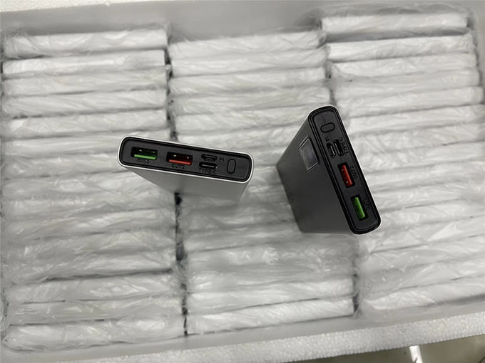 Portable Outdoor 10000mah PowerBank LED Display PD QC3.0 22.5W Fast Charge Slim Power Banks 10000mAh Caricabatterie USB-C per iphone 15 6